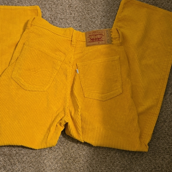 LIMITED EDITION, SIMPSONS. Levi's Yellow Corduroy Pants - Picture 6 of 7